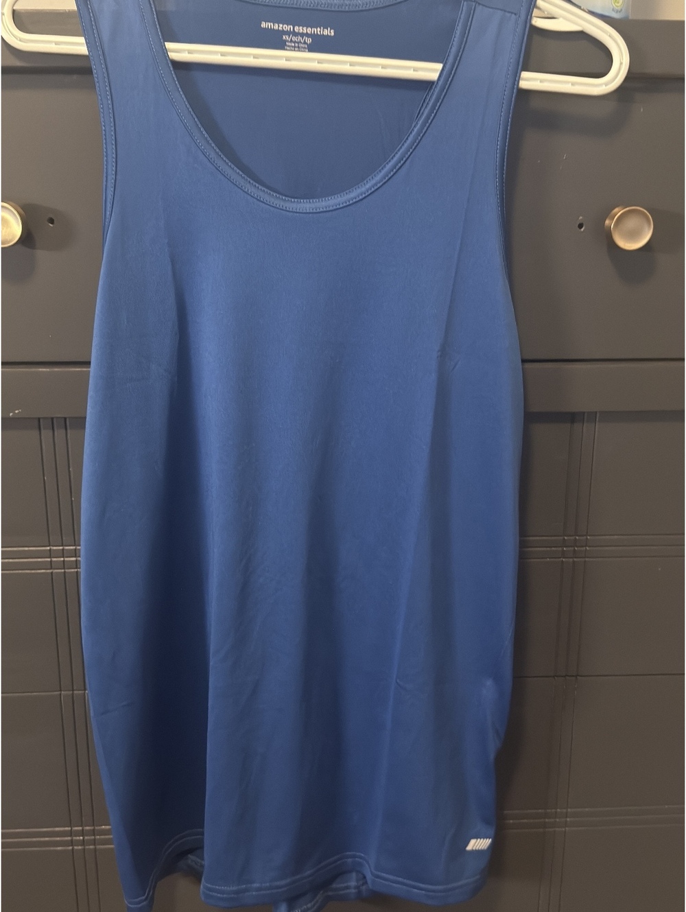 Amazon Essentials Women's Tank Top Athletic Performance Blue XS